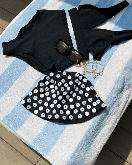 Bucket Hat - Button Polka